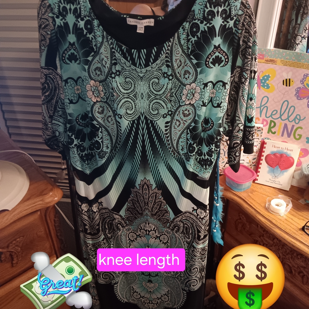 Womans 20w Knee Stopper. Brand By Sandra Darren Teal and Black Dress